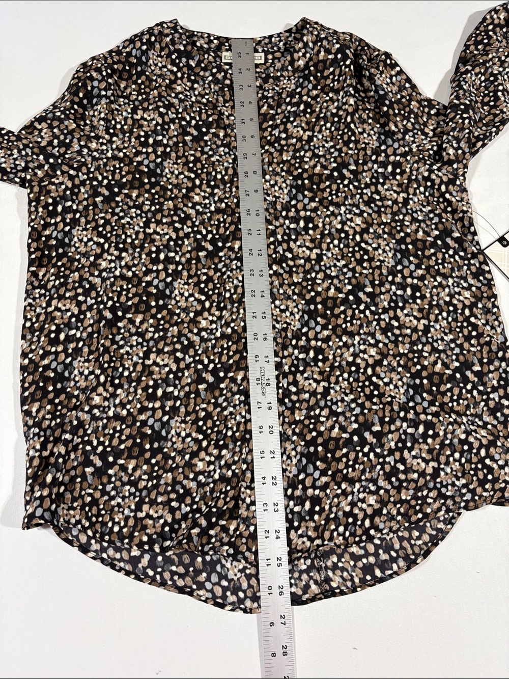 NWT Dana Buchman Split-Neck Blouse with Brown and Cream Dots Medium 3/4 sleeves - Picture 12 of 14